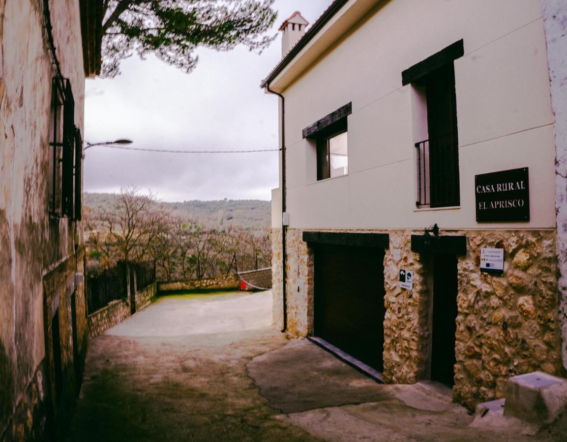 El Aprisco, Con Piscina Climatizada En Hueva-Guadalajaraヴィラ エクステリア 写真